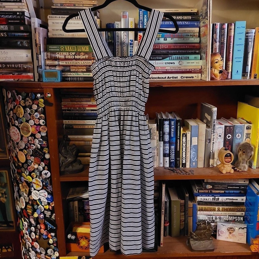 Vintage homemade black and white striped dress with elastic stretchy top. - Picture 2 of 5